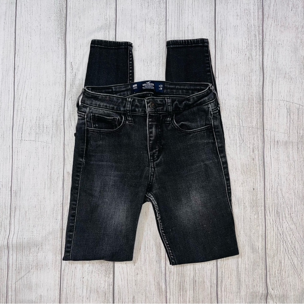 Black Skinny Jeans